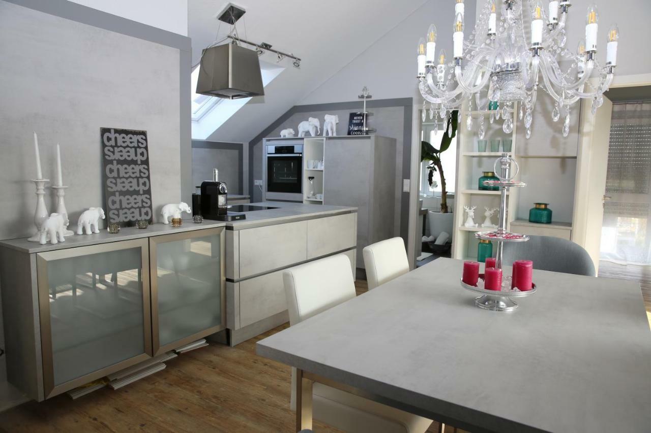 Apartment Mit Designerkueche, Loggia Ludwigsburg Nahe Stuttgart Exterior foto